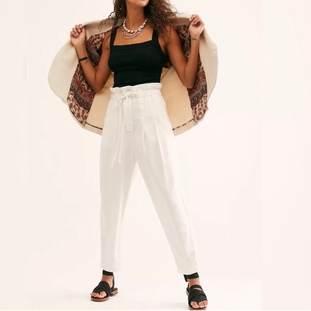 Free people Pleated Trouser Zinc White paper bag pant size Medium